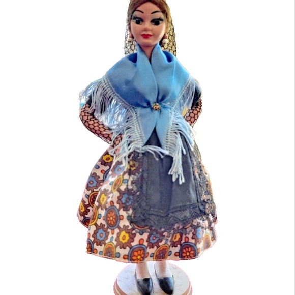 THREE Collector dolls from around the world, 8"Tall - Picture 1 of 7